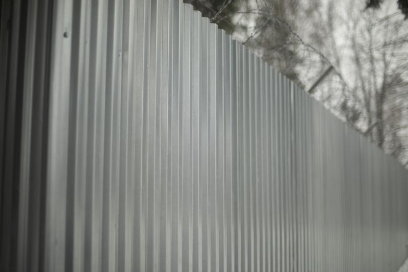 Aluminum Fence Painting